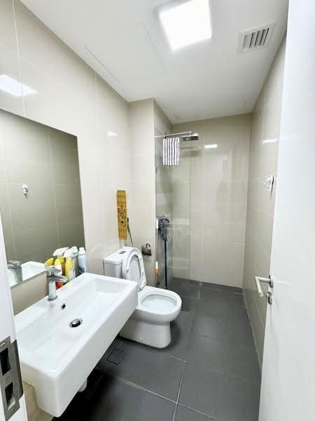 Kediaman Servis untuk Disewa di United Point (Residensi Berpadu) - Rex Tan - Bathroom - PropertyGuru.com.my