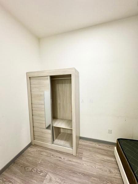 Kediaman Servis untuk Disewa di United Point (Residensi Berpadu) - Rex Tan - Bedroom - PropertyGuru.com.my
