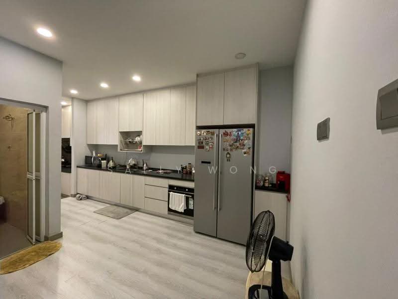 2-storey Terraced House for Sale in U5, Bandar Pinggiran Subang (Shah Alam) - Sally Wong - Kitchen - PropertyGuru.com.my