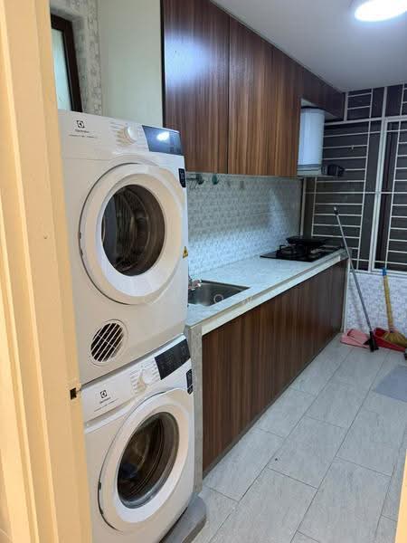 Kediaman Servis untuk Disewa di Saville Residence - CS OW - Kitchen - PropertyGuru.com.my