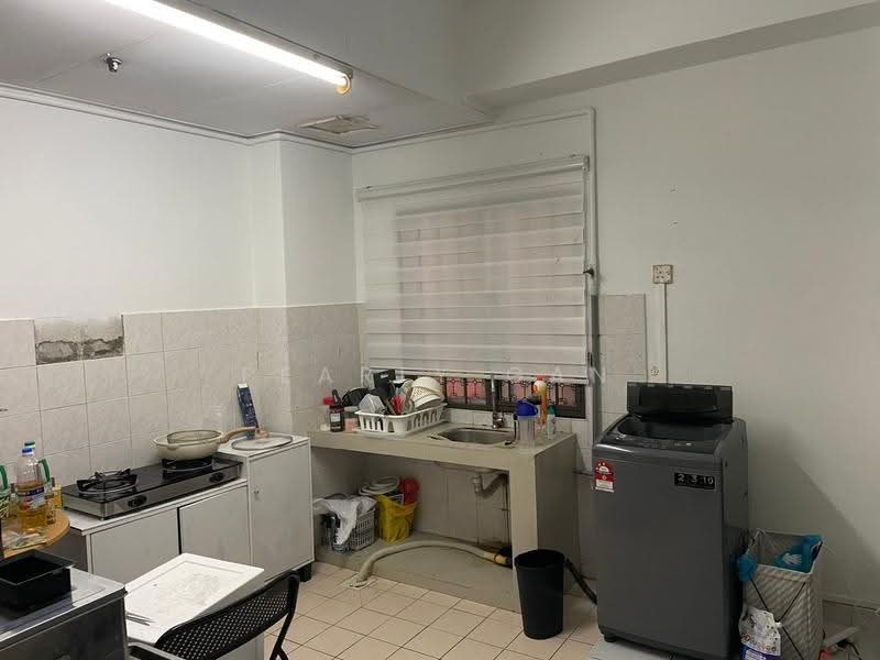 Condominium for Rent at Ridzuan Condominium - Pearly Gan - Kitchen - PropertyGuru.com.my