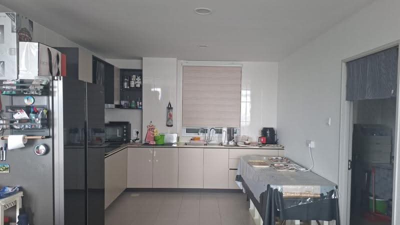 Apartment for Rent at McKenzie Avenue - Leslie Loi - Kitchen - PropertyGuru.com.my