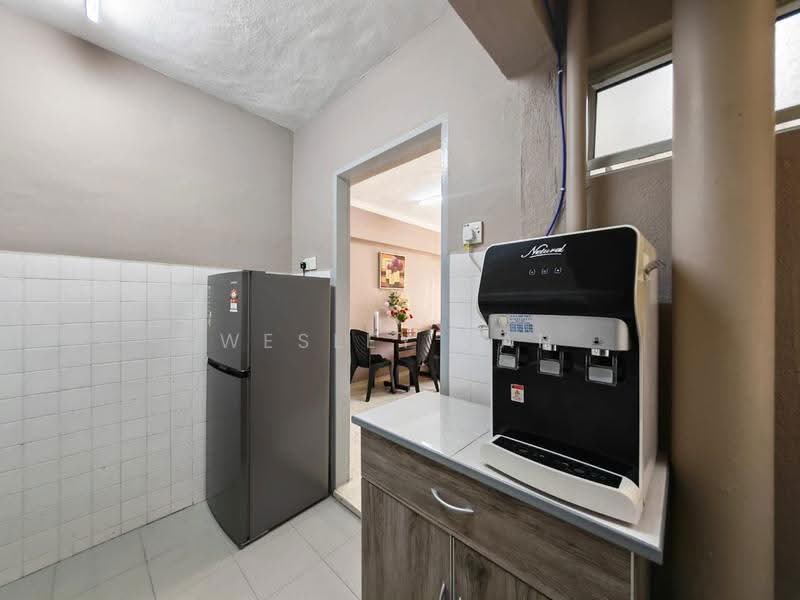 Pangsapuri untuk Dijual di Garden City - Wesley Tan - Kitchen - PropertyGuru.com.my