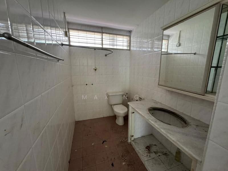 Bungalow House for Sale in Tanjung Bungah (Penang) - Max Ng - Bathroom - PropertyGuru.com.my