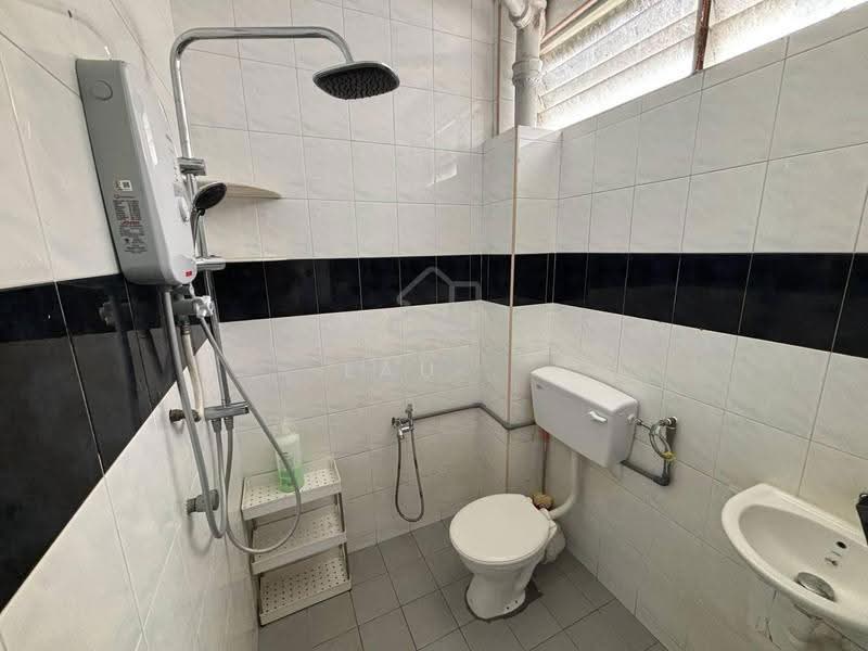 Tanah Kediaman untuk Disewa di George Town (Penang) - LAU . - Bathroom - PropertyGuru.com.my