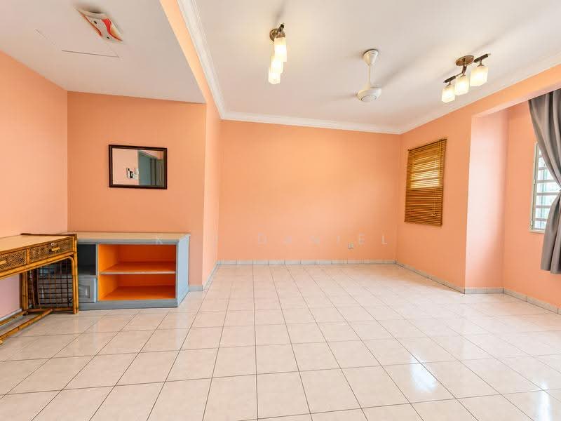 2-storey Terraced House for Sale in Kota Kemuning (Shah Alam) - Kho Daniel - Living Room - PropertyGuru.com.my
