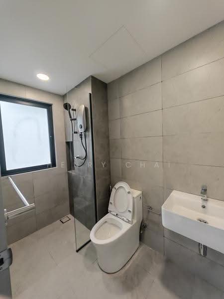 Service Residence for Rent at The Atera @ Petaling Jaya - Phase 2 - Henry Chai - Bathroom - PropertyGuru.com.my
