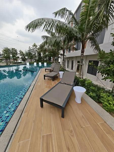 Service Residence for Rent at The Atera @ Petaling Jaya - Phase 2 - Henry Chai - Exterior - PropertyGuru.com.my