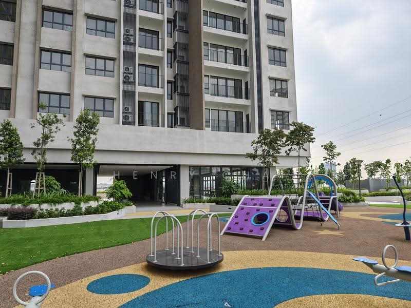 Service Residence for Rent at The Atera @ Petaling Jaya - Phase 2 - Henry Chai - Exterior - PropertyGuru.com.my