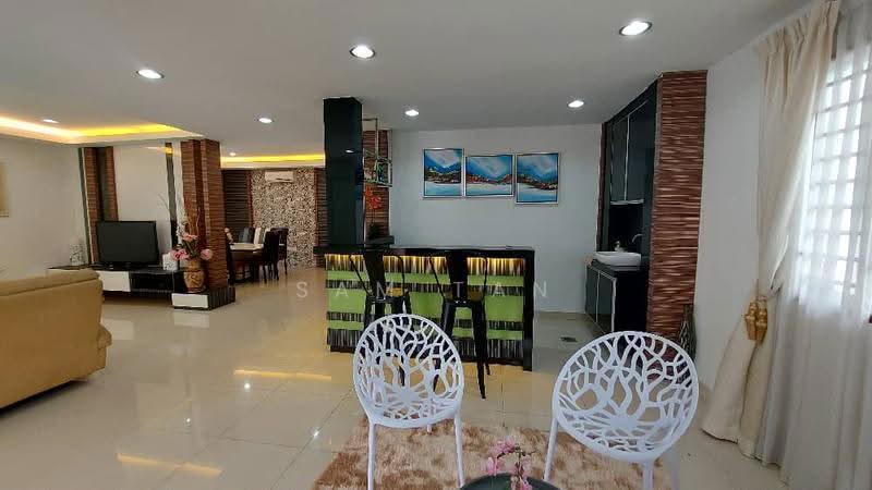 Bungalow House for Sale in Taman Bukit Kempas (Tampoi) - Sam Tan - Living Room - PropertyGuru.com.my