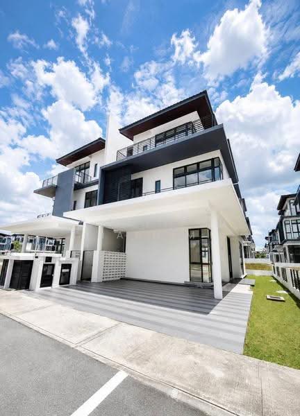 Semi-Detached House for Sale in Presint 12 (Putrajaya) - Nafis Hashim - Exterior - PropertyGuru.com.my