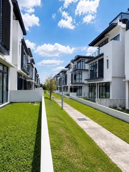 Semi-Detached House for Sale in Presint 12 (Putrajaya) - Nafis Hashim - Exterior - PropertyGuru.com.my