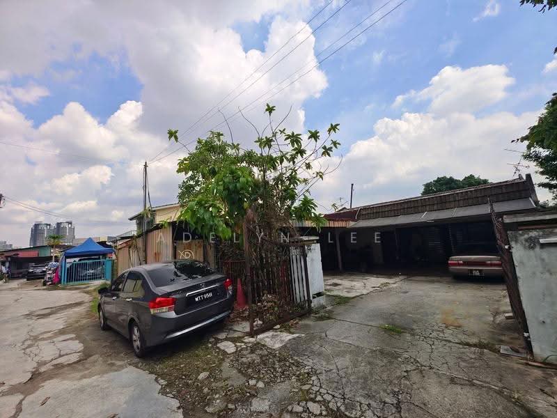 Tanah Kediaman untuk Dijual di Kampung Sungai Kayu Ara (Petaling Jaya) - Adelyn Lee - Exterior - PropertyGuru.com.my