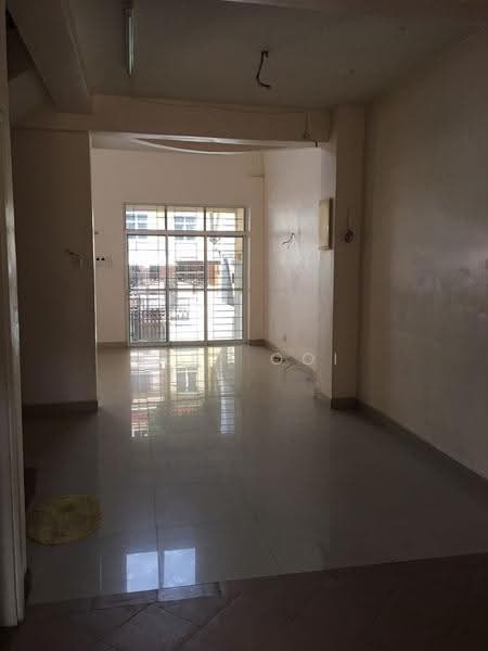 Rumah Teres untuk Dijual di Tanjung Bungah (Penang) - Jeff Ooi - Living Room - PropertyGuru.com.my