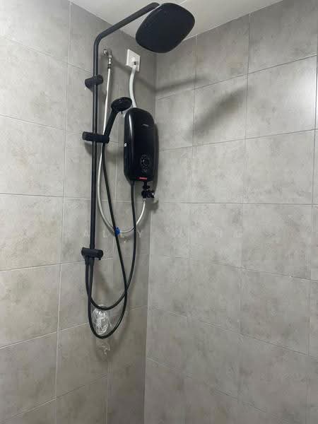 Kediaman Servis untuk Disewa di One Equine - Sally Wong - Bathroom - PropertyGuru.com.my