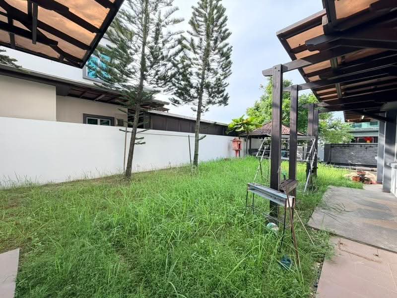 Semi-Detached House for Sale in Taman Gaya (Ulu Tiram) - Victor Chia - Exterior - PropertyGuru.com.my