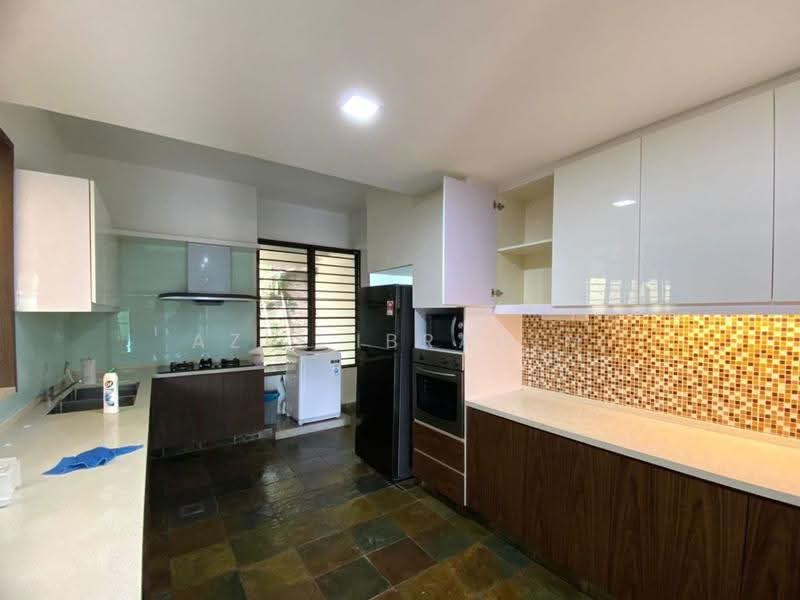 Pangsapuri untuk Dijual di Taman Hijau Apartment - Azli Ibrahim - Kitchen - PropertyGuru.com.my