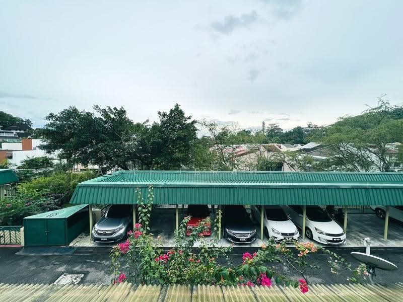 Pangsapuri untuk Dijual di Taman Hijau Apartment - Azli Ibrahim - Car Park - PropertyGuru.com.my