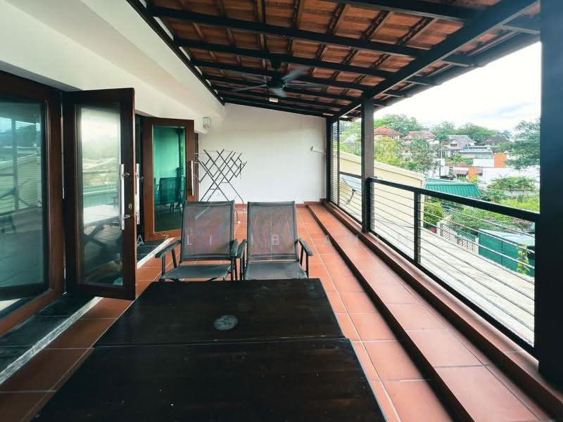 Pangsapuri untuk Dijual di Taman Hijau Apartment - Azli Ibrahim - Balcony - PropertyGuru.com.my
