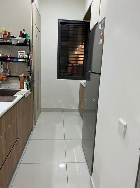 Kediaman Servis untuk Dijual di Millerz Square Serviced Residence - GAN WEY SAND - Kitchen - PropertyGuru.com.my