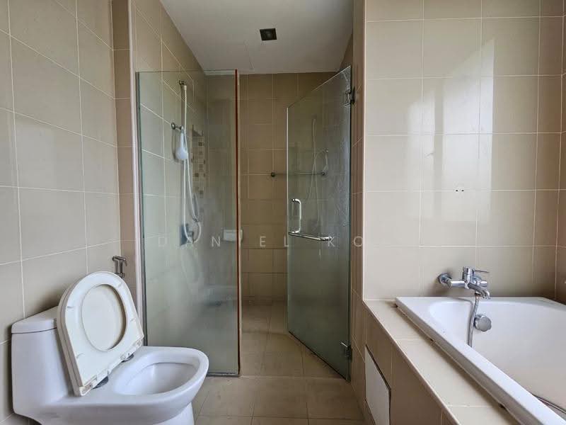 Rumah Banglo untuk Dijual di Kota Kemuning Hills (Shah Alam) - Daniel Kok - Bathroom - PropertyGuru.com.my