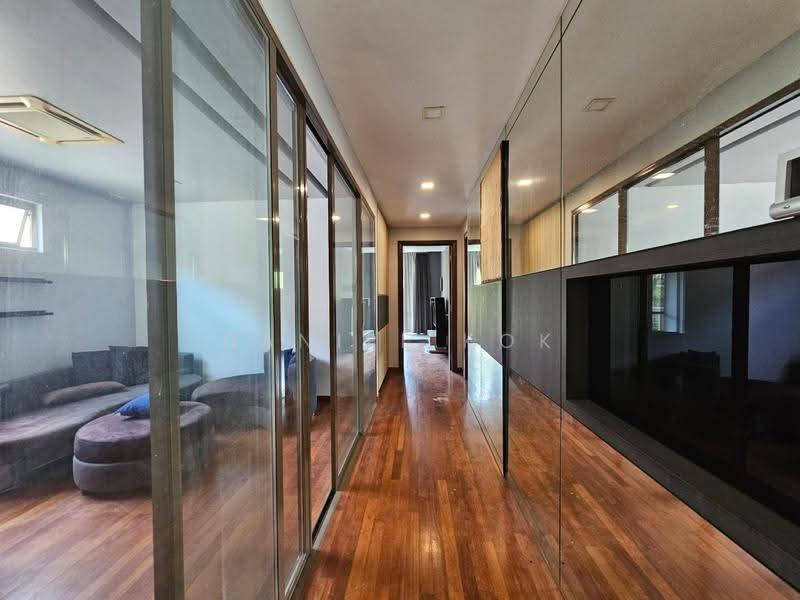 Rumah Banglo untuk Dijual di Kota Kemuning Hills (Shah Alam) - Daniel Kok - Living Room - PropertyGuru.com.my