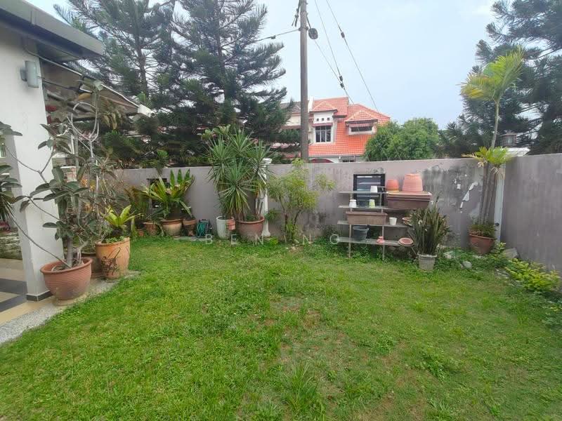 1.5-storey Terraced House for Sale in Usj 3 (Subang Jaya) - Ben Ng - Garden - PropertyGuru.com.my