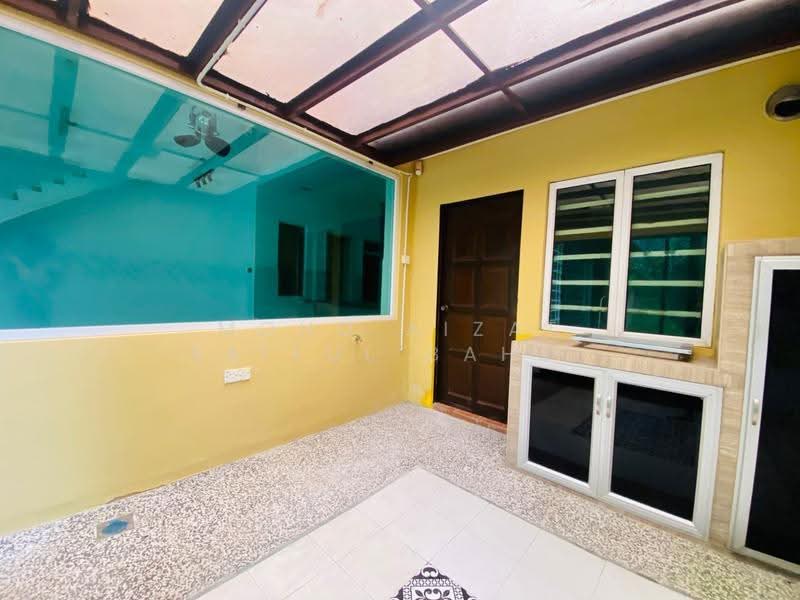 Semi-Detached House for Sale in Taman Saujana Ampang (Ampang) - Mohd Aizat Saiful Bahri - Exterior - PropertyGuru.com.my