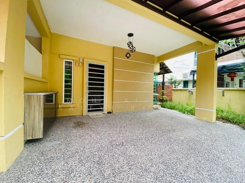 Semi-Detached House for Sale in Taman Saujana Ampang (Ampang) - Mohd Aizat Saiful Bahri - Exterior - PropertyGuru.com.my