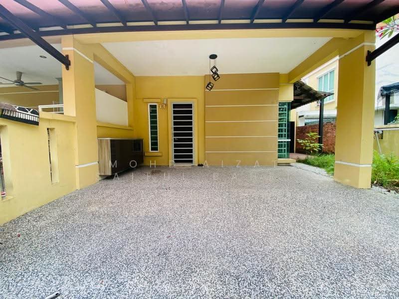 Semi-Detached House for Sale in Taman Saujana Ampang (Ampang) - Mohd Aizat Saiful Bahri - Exterior - PropertyGuru.com.my