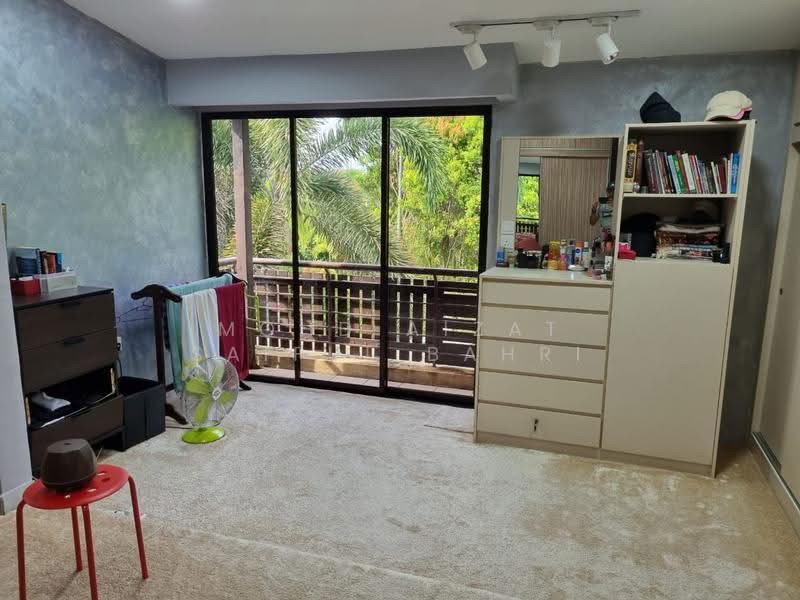 Semi-Detached House for Sale in Taman Saujana Ampang (Ampang) - Mohd Aizat Saiful Bahri - Bedroom - PropertyGuru.com.my