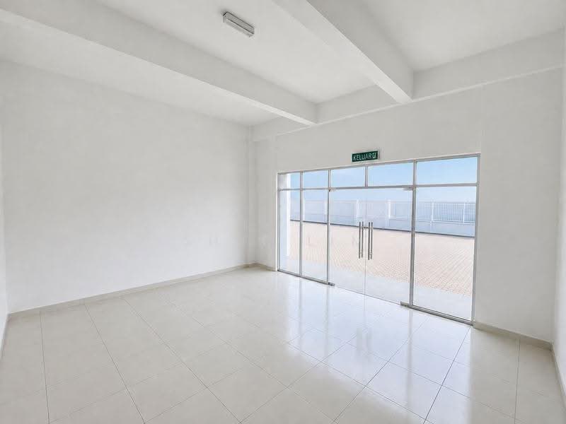 Kilang untuk Dijual di Bukit Minyak (Penang) - Shue Lim - Entrance - PropertyGuru.com.my