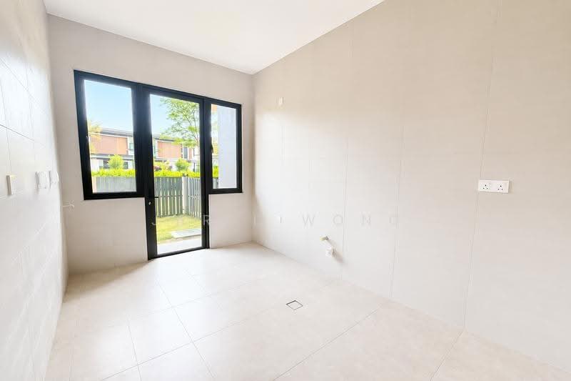Rumah Berkembar untuk Dijual di Cyberjaya (Selangor) - Jared Wong - Exterior - PropertyGuru.com.my