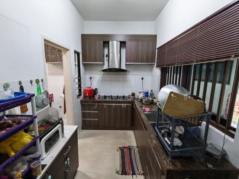 2-storey Terraced House for Rent in Setia Alam (Selangor) - Jack Khor Phor Jiing - Kitchen - PropertyGuru.com.my