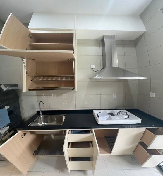 2-storey Terraced House for Rent in Senibong Cove (Masai) - Ang Boon Chai - Kitchen - PropertyGuru.com.my