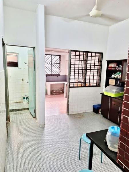 1-storey Terraced House for Sale in Skudai (Johor) - Sean Yeoh - Kitchen - PropertyGuru.com.my