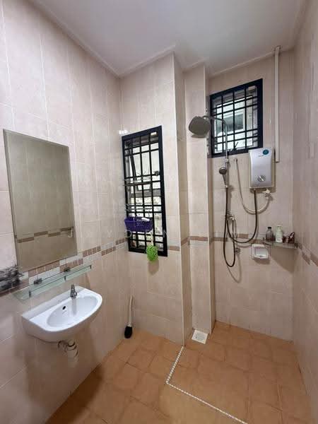 Rumah Teres 2-Tingkat untuk Disewa di Johor Bahru (Johor) - Jayden Lim - Bathroom - PropertyGuru.com.my
