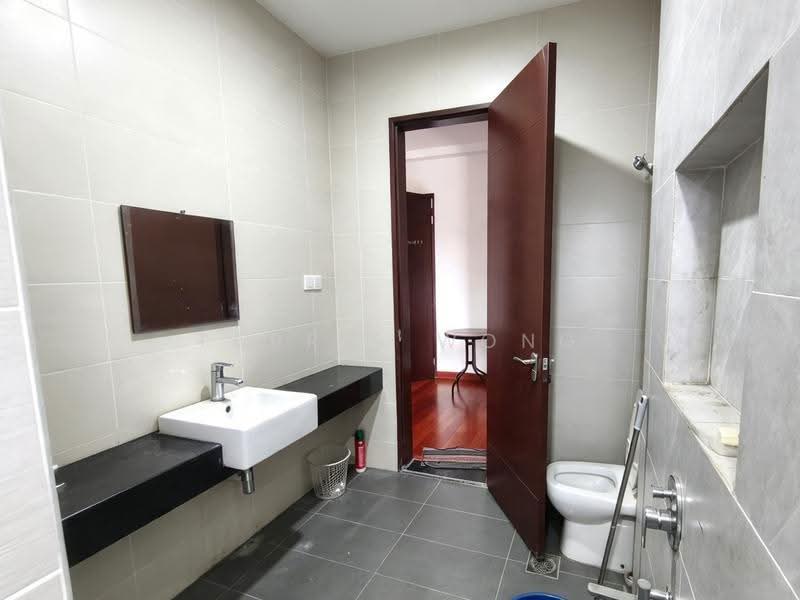 Rumah Teres 2-Tingkat untuk Dijual di Alam Impian (Shah Alam) - Tabris Wong - Bathroom - PropertyGuru.com.my