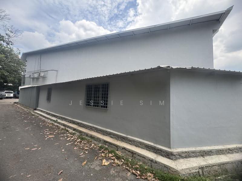 Kilang untuk Disewa di Kampung Baru Balakong (Balakong) - Jessie Sim - Exterior - PropertyGuru.com.my
