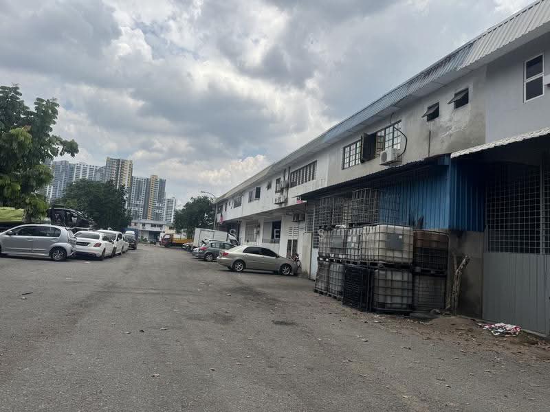 Kilang untuk Disewa di Kampung Baru Balakong (Balakong) - Jessie Sim - PropertyGuru.com.my