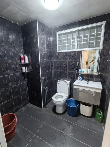 Condominium for Sale at Greenpark - Geo . - Bathroom - PropertyGuru.com.my