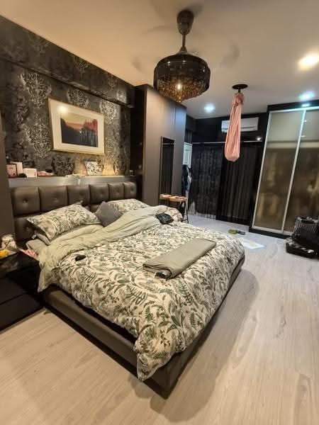 Condominium for Sale at Greenpark - Geo . - Bedroom - PropertyGuru.com.my