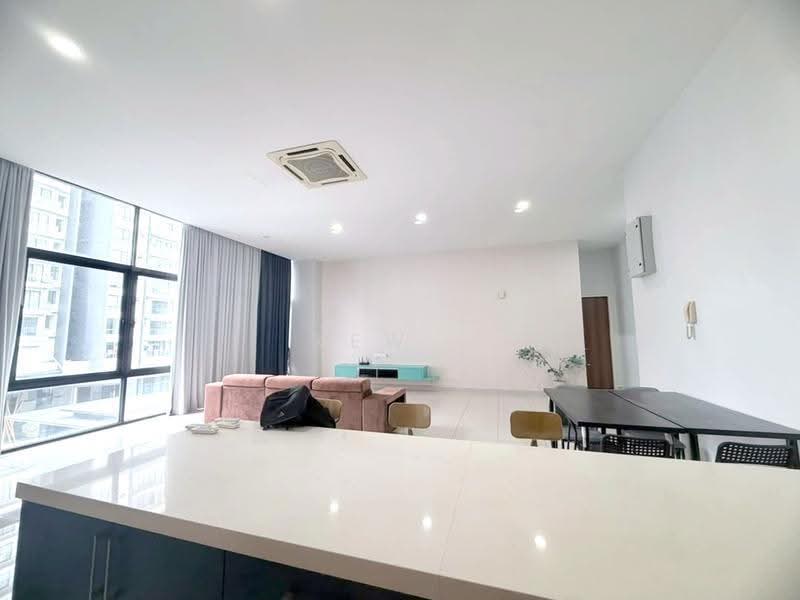 Kondominium untuk Disewa di 9Ine (Residensi Sembilan) - Kew . - Living Room - PropertyGuru.com.my