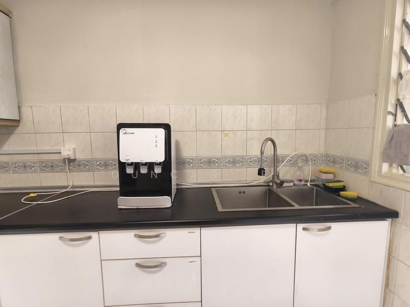 Kondominium untuk Disewa di Pantai Hillpark 2 - Duncan Lee - Kitchen - PropertyGuru.com.my