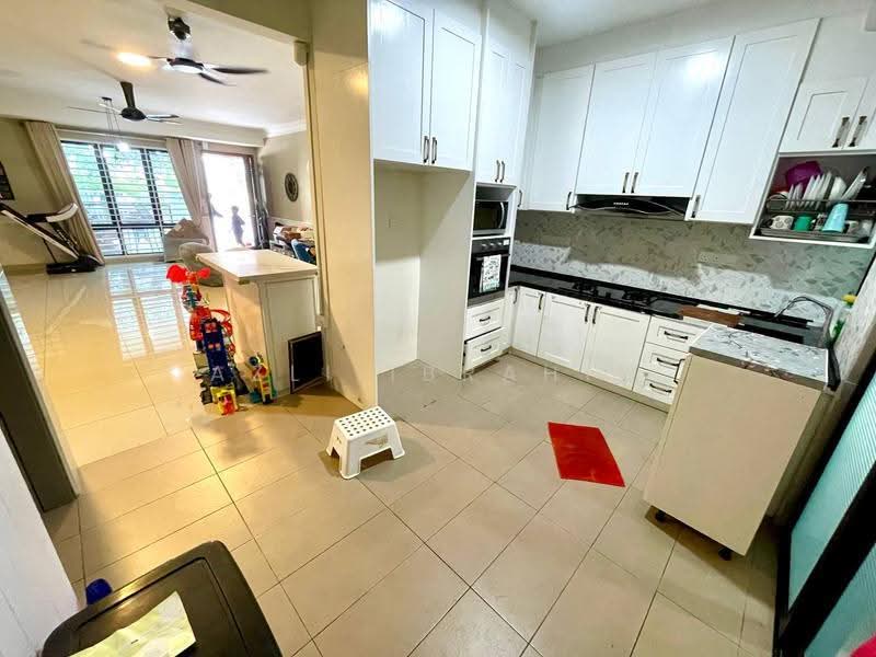 Rumah Bandar untuk Dijual di Bangi (Selangor) - Azli Ibrahim - Kitchen - PropertyGuru.com.my