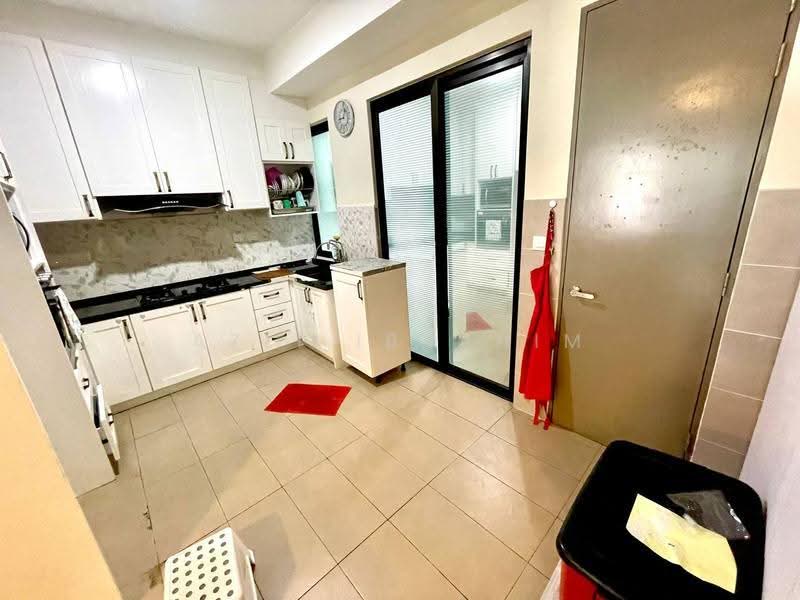 Rumah Bandar untuk Dijual di Bangi (Selangor) - Azli Ibrahim - Kitchen - PropertyGuru.com.my