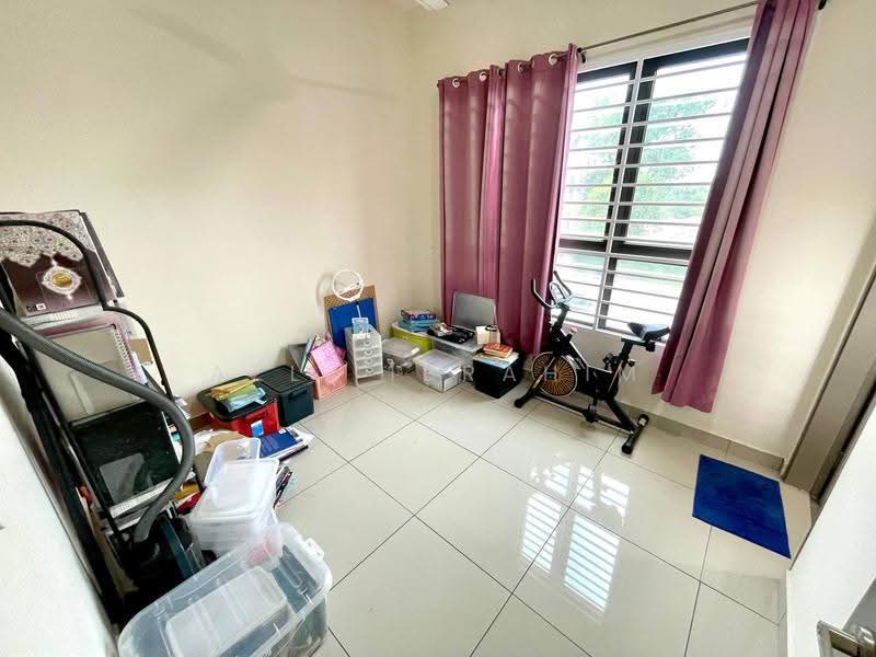 Rumah Bandar untuk Dijual di Bangi (Selangor) - Azli Ibrahim - Study - PropertyGuru.com.my