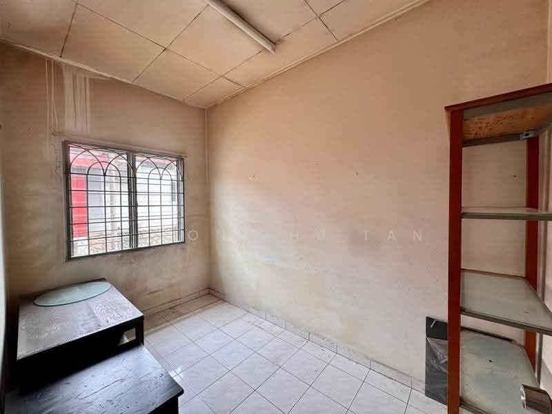 Rumah Teres 1-Tingkat untuk Disewa di Garden Avenue (Seremban 2) - Cheong Hu Tan - Interior - PropertyGuru.com.my