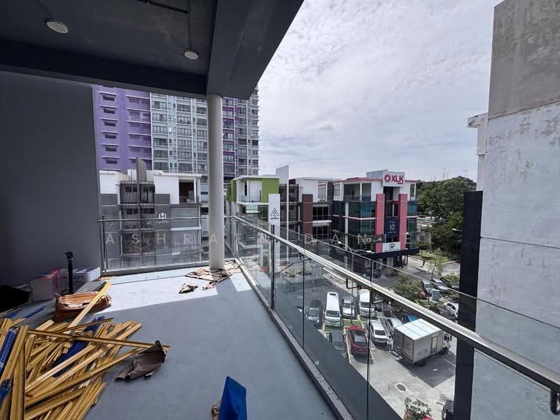 Kedai / Pejabat untuk Dijual di Seri Kembangan (Selangor) - Ashraff Daniel - PropertyGuru.com.my