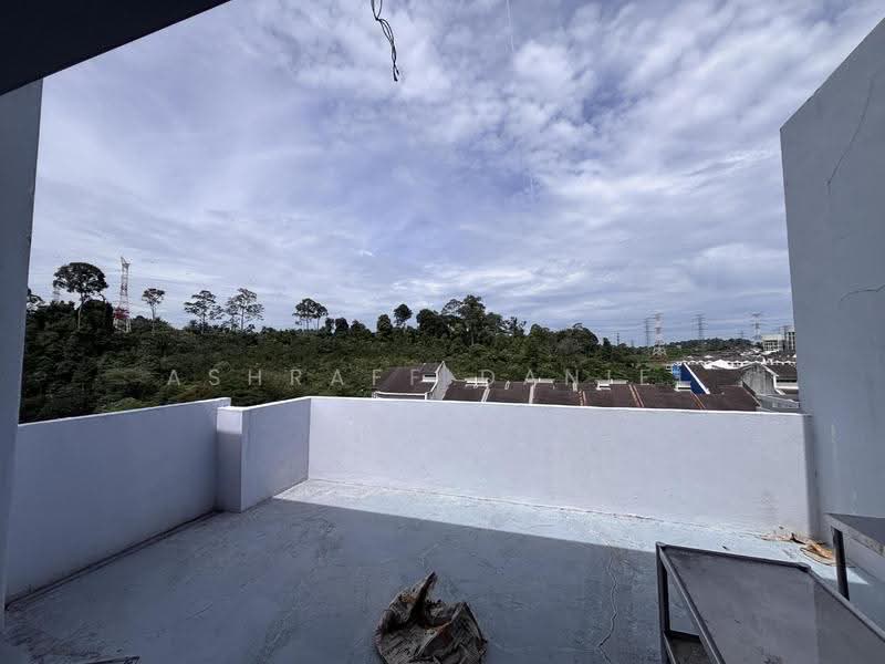 Kedai / Pejabat untuk Dijual di Seri Kembangan (Selangor) - Ashraff Daniel - PropertyGuru.com.my